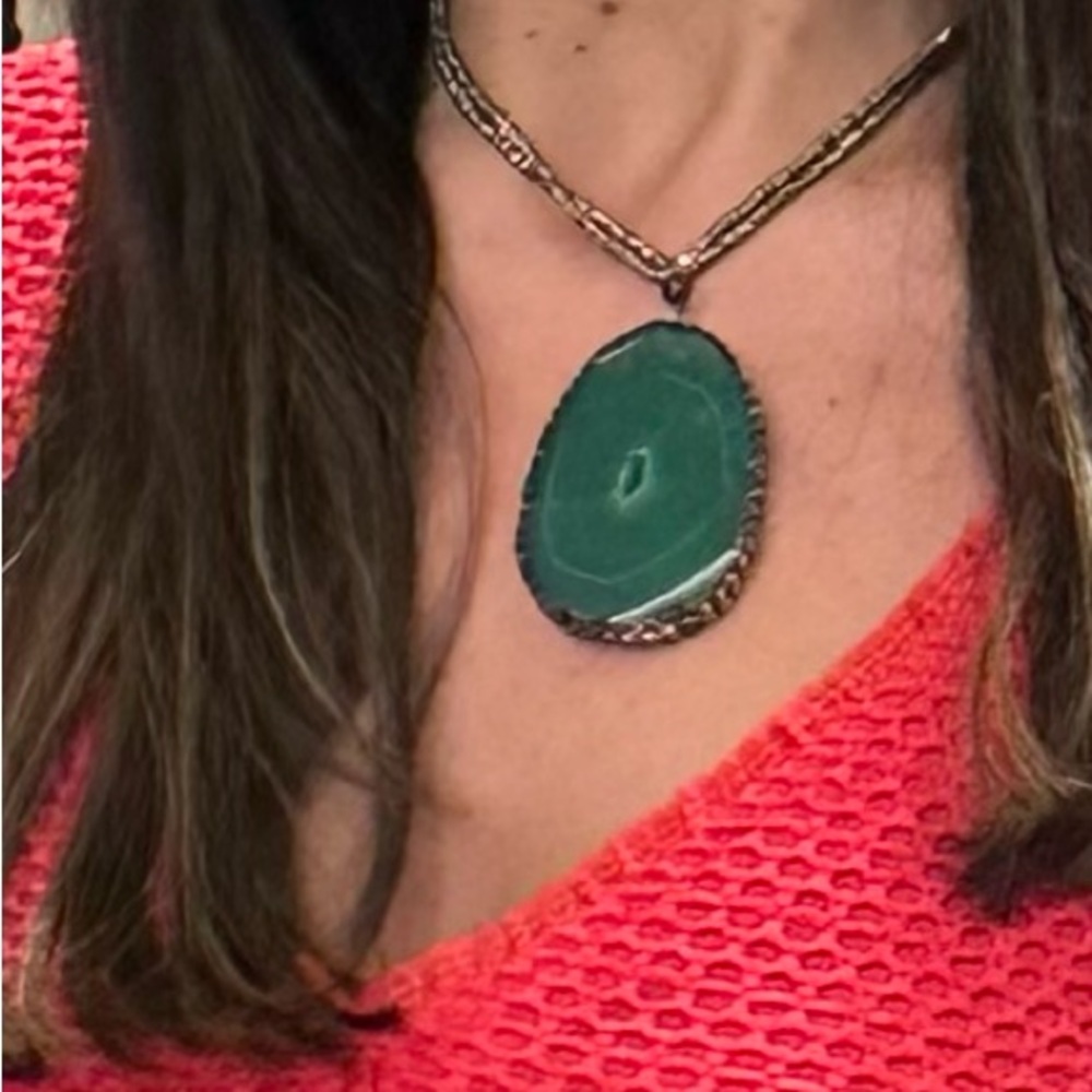 Stunning Statement Necklace with Emerald Green Agate Pendant